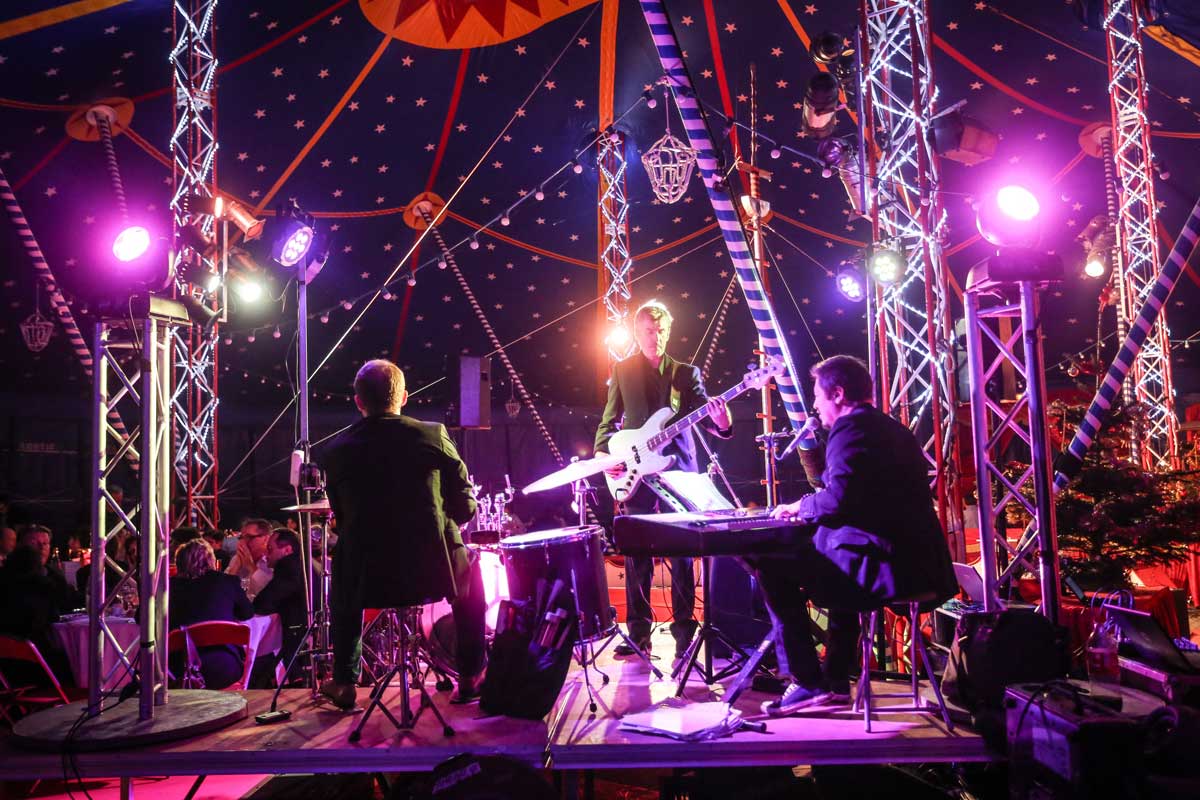 Concert sous la nuit étoilée du Cirque - diners de gala